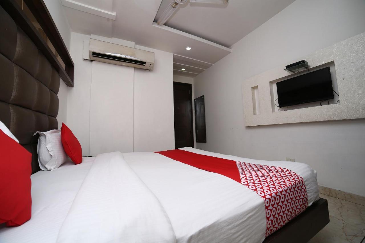 Oyo 11150 Hotel Jmd Rooms New Delhi Buitenkant foto