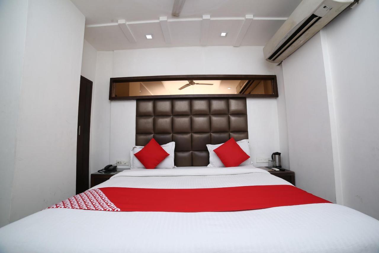Oyo 11150 Hotel Jmd Rooms New Delhi Buitenkant foto