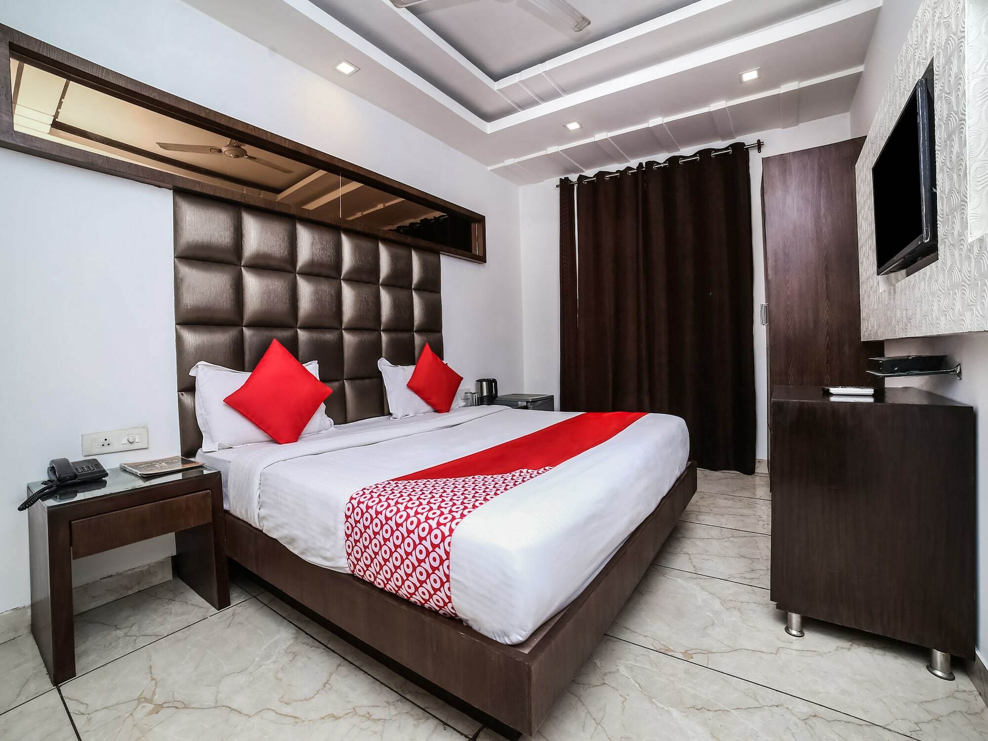Oyo 11150 Hotel Jmd Rooms New Delhi Buitenkant foto