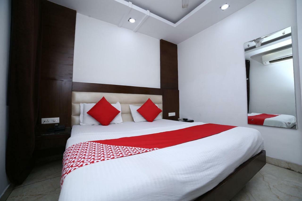 Oyo 11150 Hotel Jmd Rooms New Delhi Buitenkant foto